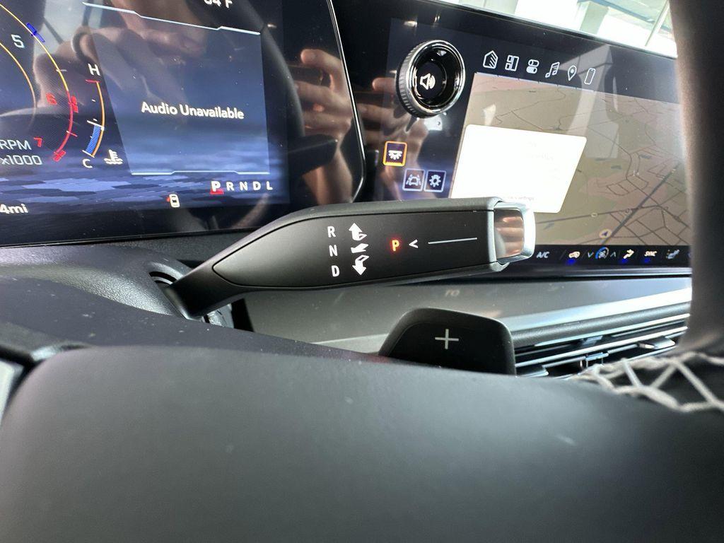 new 2026 Chevrolet Traverse car, priced at $40,856