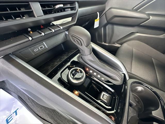 new 2025 Chevrolet Colorado car, priced at $40,634