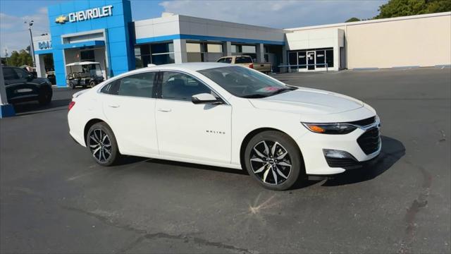 new 2025 Chevrolet Malibu car, priced at $26,516