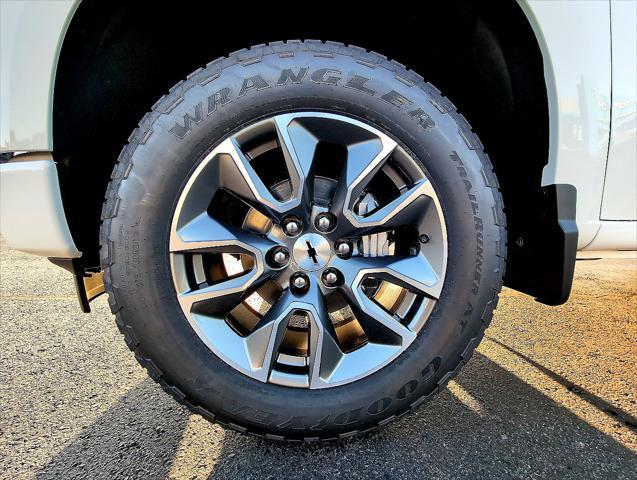 new 2025 Chevrolet Silverado 1500 car, priced at $59,414