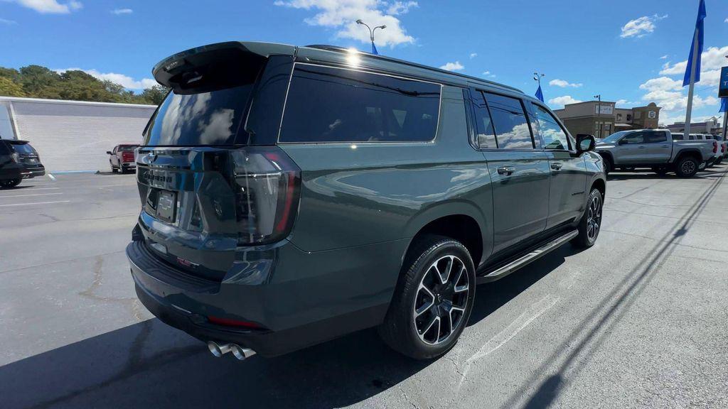 new 2026 Chevrolet Suburban car, priced at $75,992