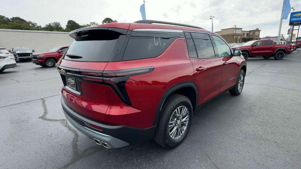 new 2026 Chevrolet Traverse car, priced at $43,880