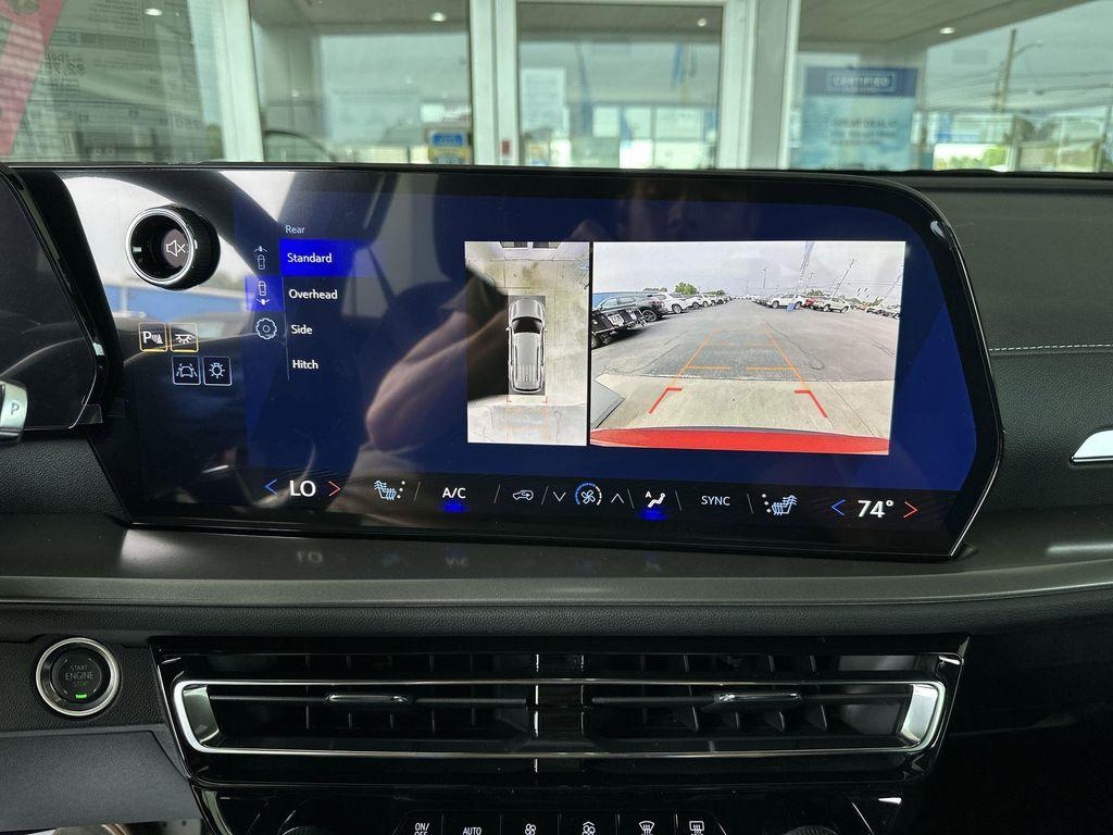 new 2026 Chevrolet Traverse car, priced at $43,880