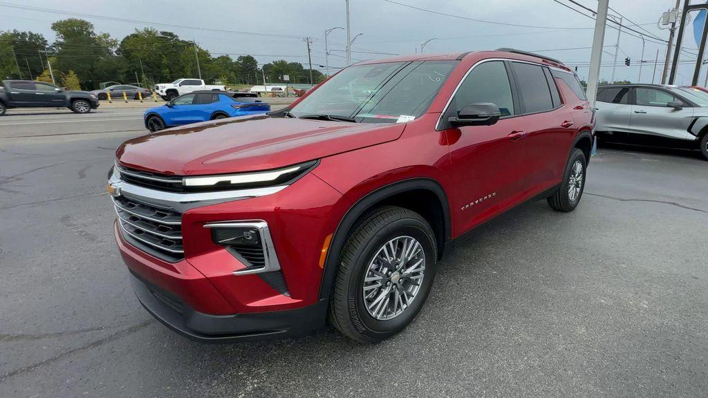new 2026 Chevrolet Traverse car, priced at $43,880