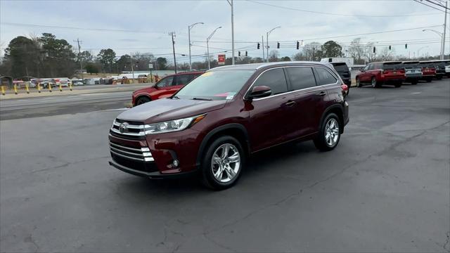 used 2019 Toyota Highlander car, priced at $27,980