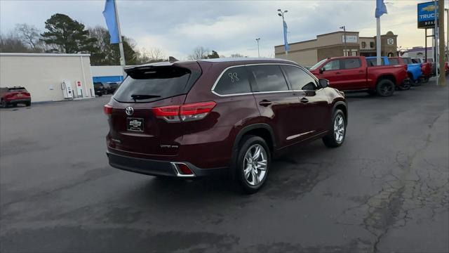 used 2019 Toyota Highlander car, priced at $27,980