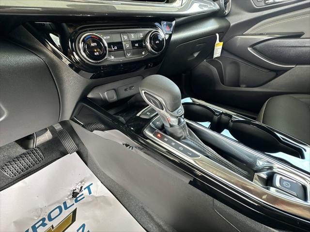 new 2025 Chevrolet Trax car, priced at $27,325