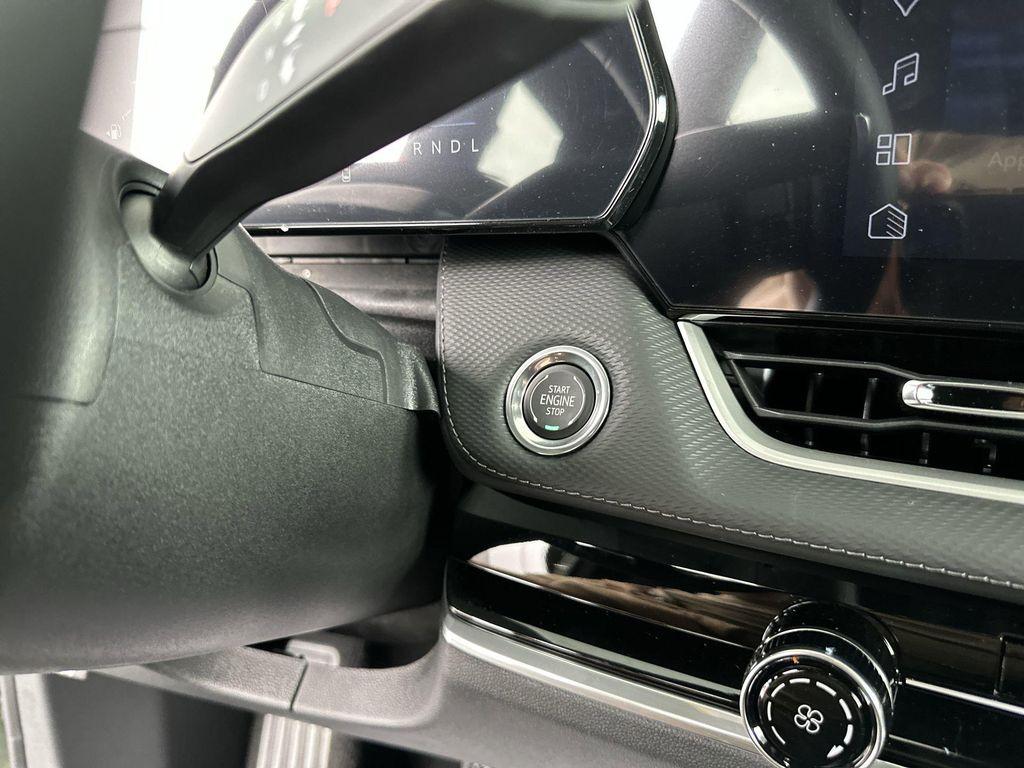 new 2026 Chevrolet Equinox car, priced at $27,888