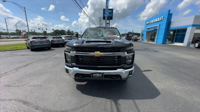 new 2025 Chevrolet Silverado 3500 car, priced at $66,113