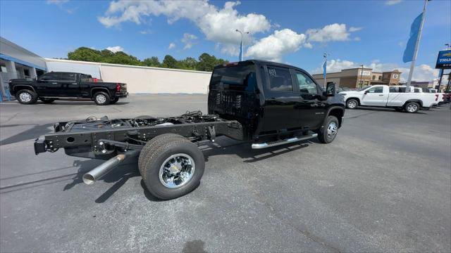 new 2025 Chevrolet Silverado 3500 car, priced at $66,113