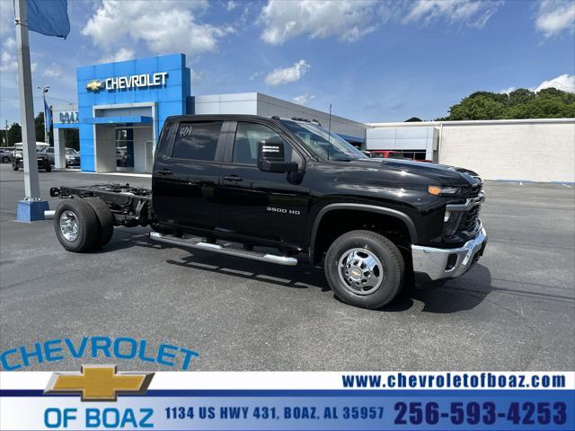 new 2025 Chevrolet Silverado 3500 car, priced at $66,113