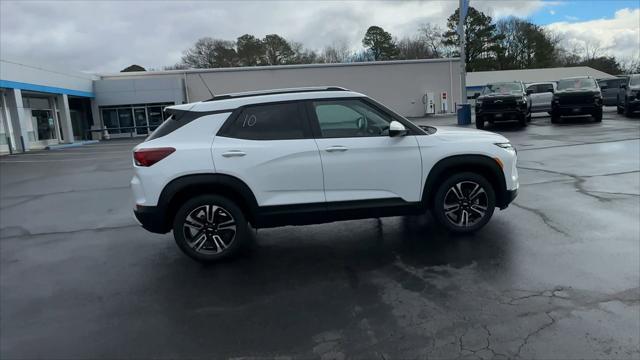 new 2025 Chevrolet TrailBlazer car, priced at $29,505