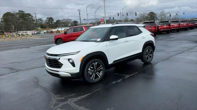 new 2025 Chevrolet TrailBlazer car, priced at $29,505