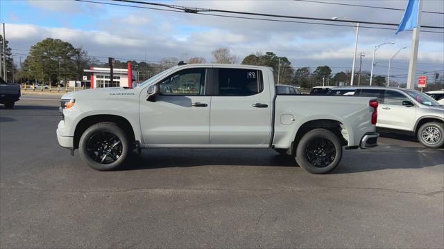 new 2025 Chevrolet Silverado 1500 car, priced at $40,628