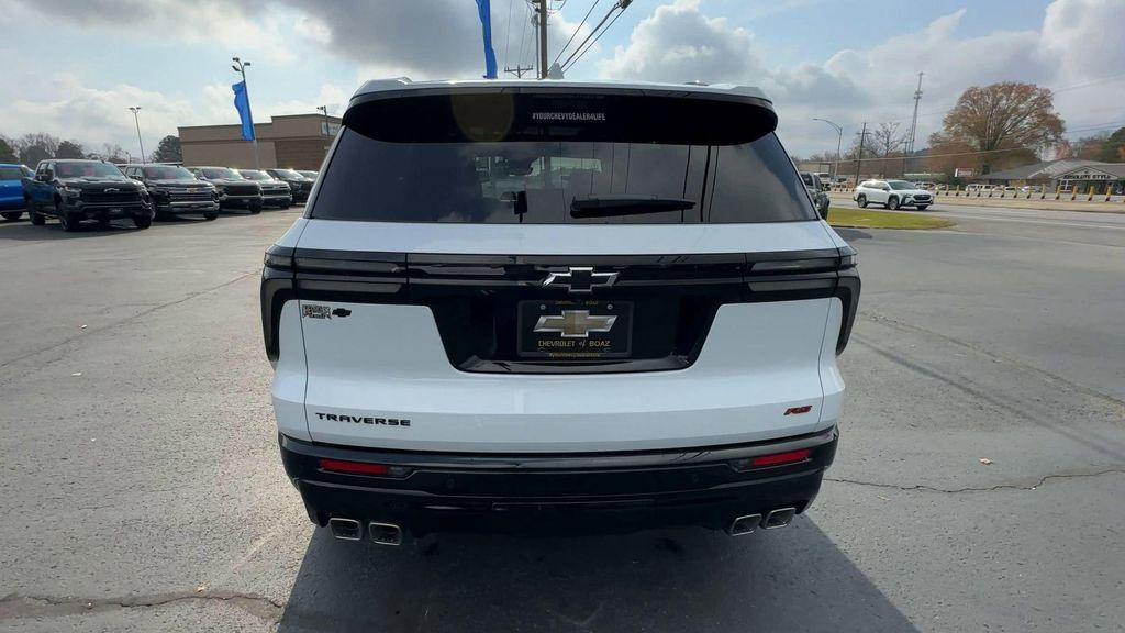 new 2026 Chevrolet Traverse car, priced at $58,255