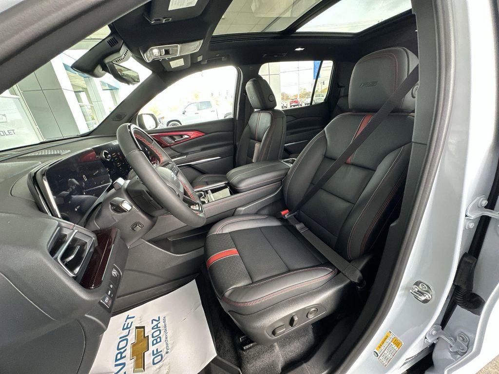 new 2026 Chevrolet Traverse car, priced at $58,255