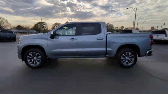 new 2025 Chevrolet Silverado 1500 car, priced at $42,996