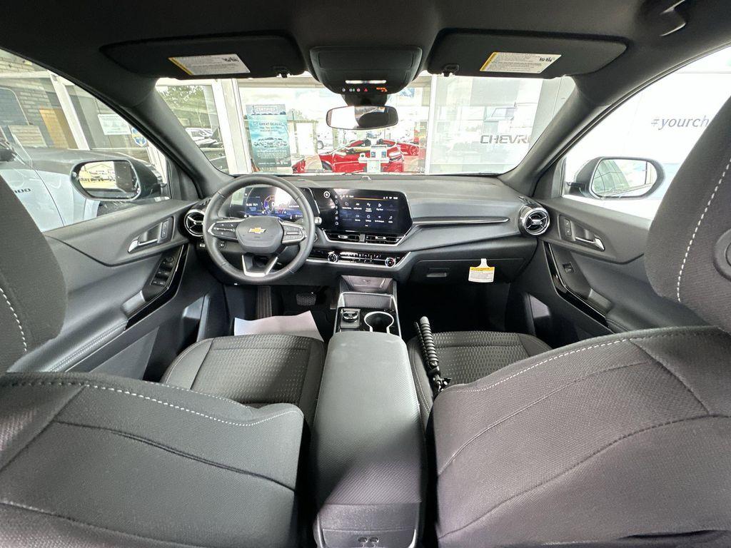 new 2026 Chevrolet Equinox car, priced at $27,888