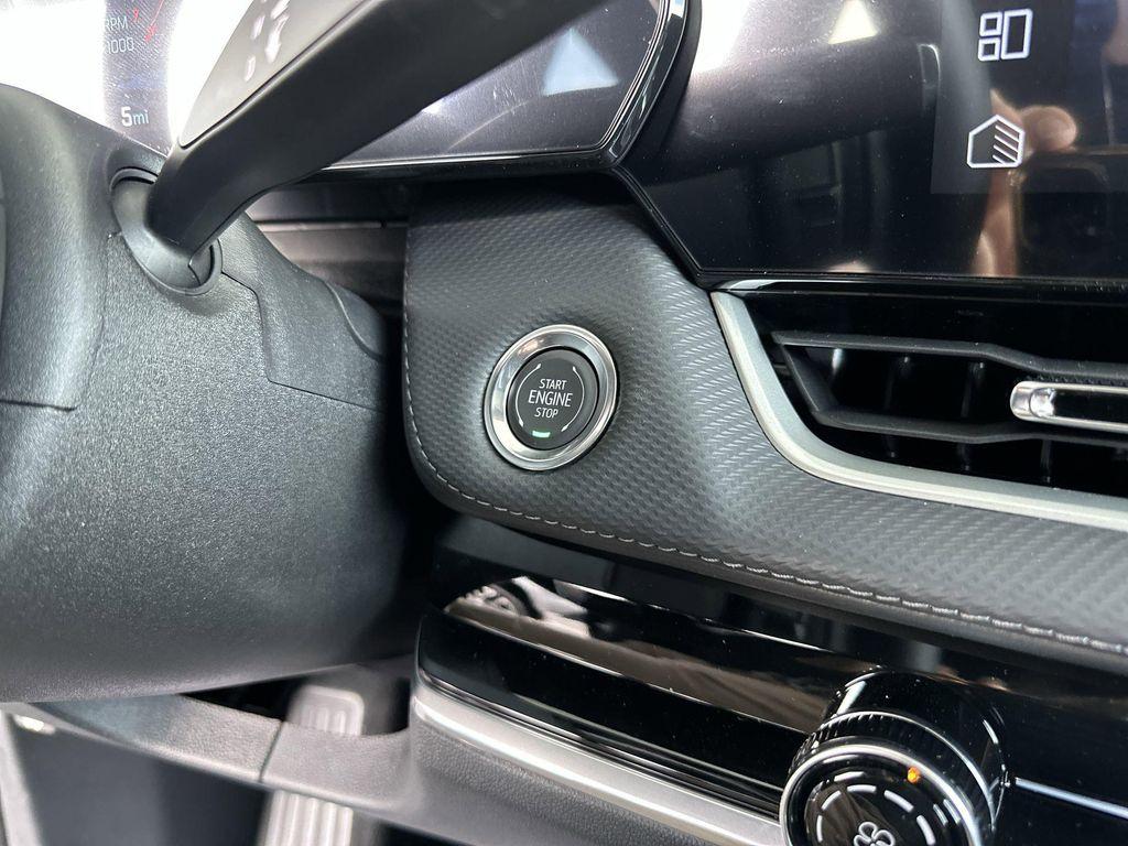 new 2026 Chevrolet Equinox car, priced at $27,888
