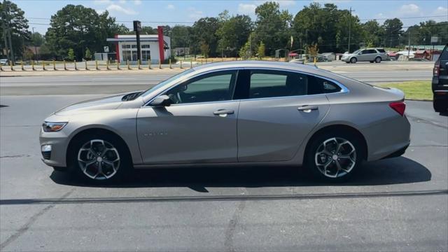 new 2025 Chevrolet Malibu car, priced at $27,928