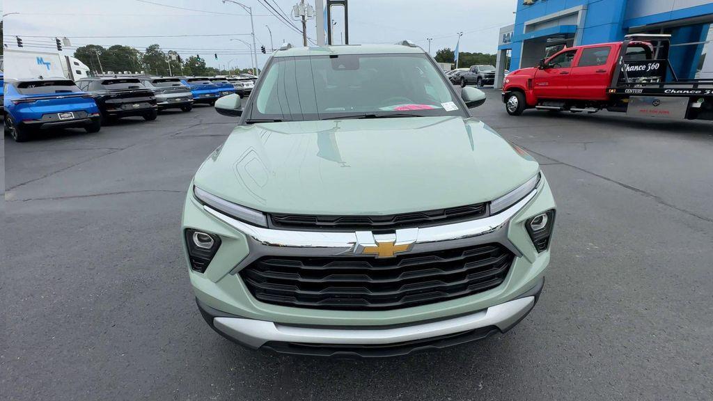 new 2026 Chevrolet TrailBlazer car, priced at $25,785