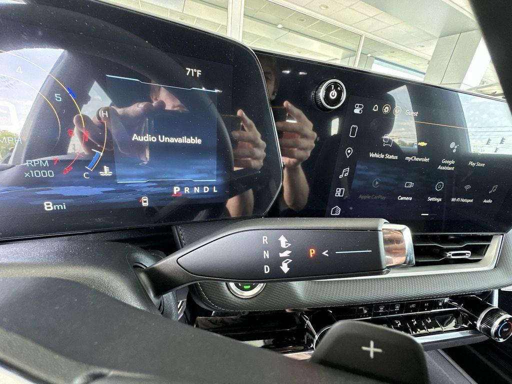 new 2026 Chevrolet Equinox car, priced at $27,888