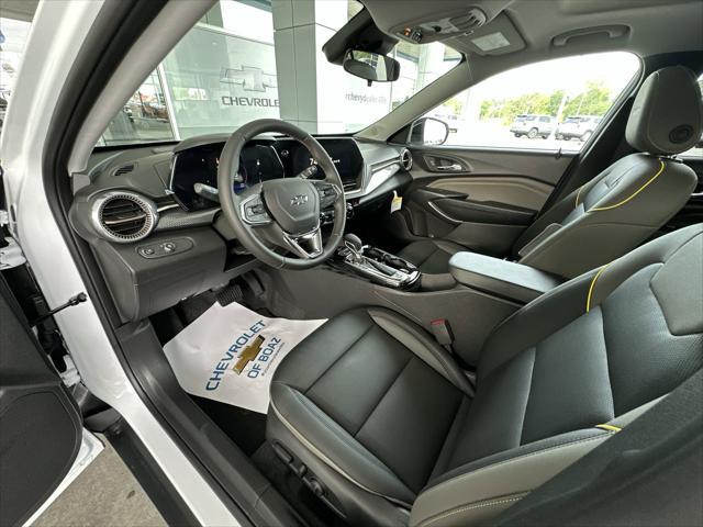 new 2025 Chevrolet Trax car, priced at $27,325