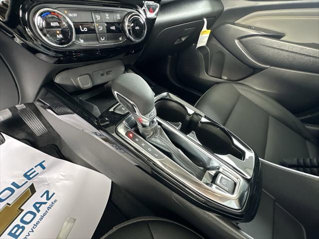 new 2025 Chevrolet Trax car, priced at $27,325