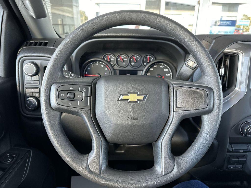 new 2025 Chevrolet Silverado 2500 car, priced at $47,463