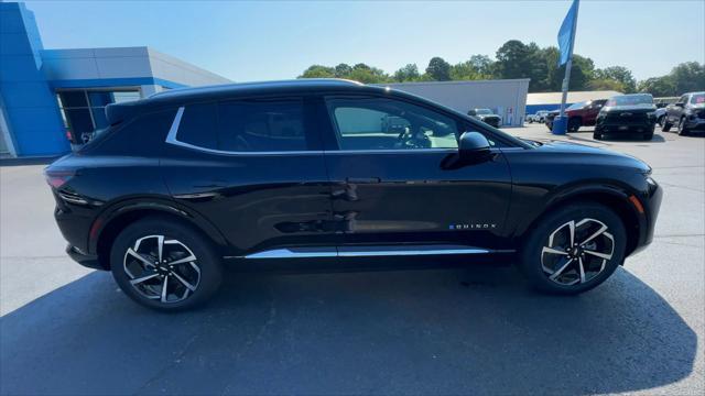 new 2025 Chevrolet Equinox EV car, priced at $37,590