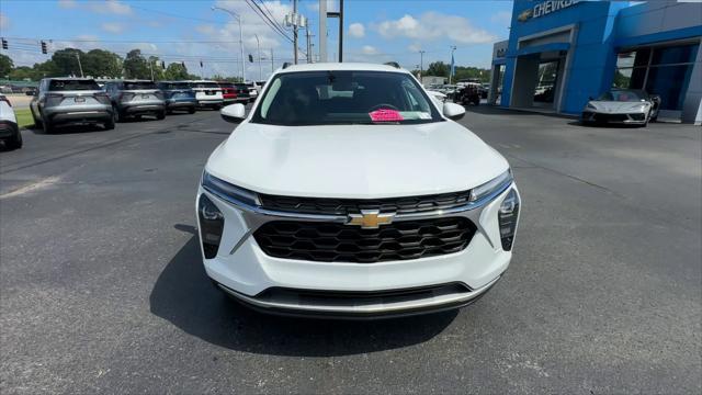 new 2025 Chevrolet Trax car, priced at $24,390