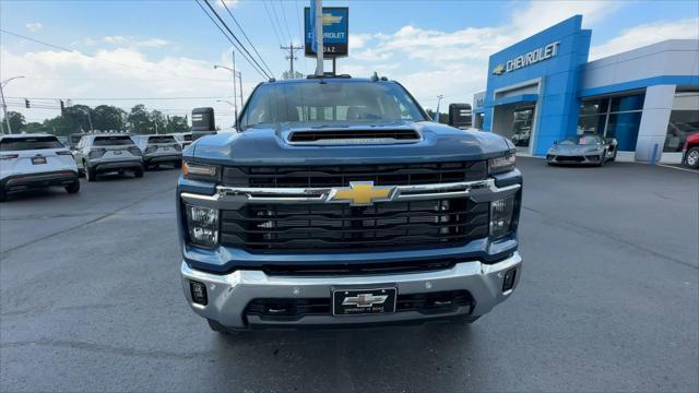 new 2025 Chevrolet Silverado 3500 car, priced at $72,930