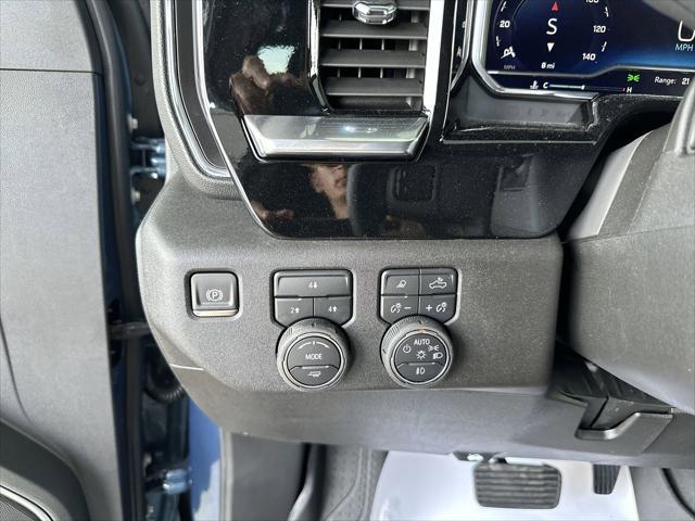 new 2025 Chevrolet Silverado 3500 car, priced at $72,930