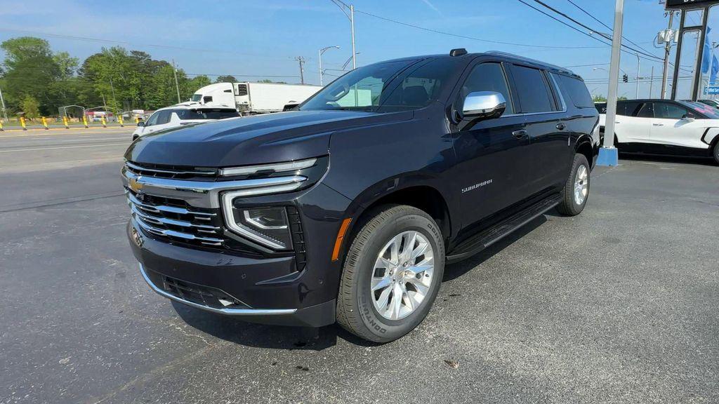 new 2025 Chevrolet Suburban car, priced at $70,860