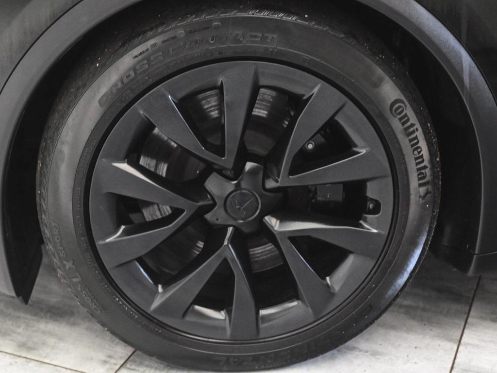 used 2022 Tesla Model X car, priced at $44,995