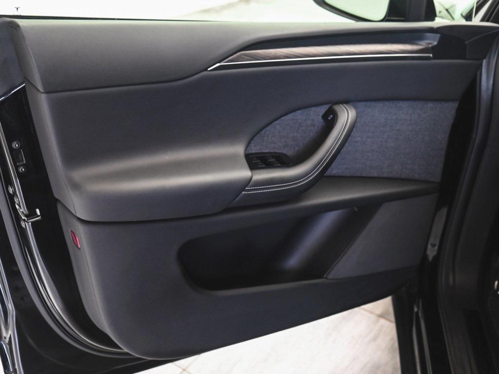 used 2022 Tesla Model X car, priced at $44,995