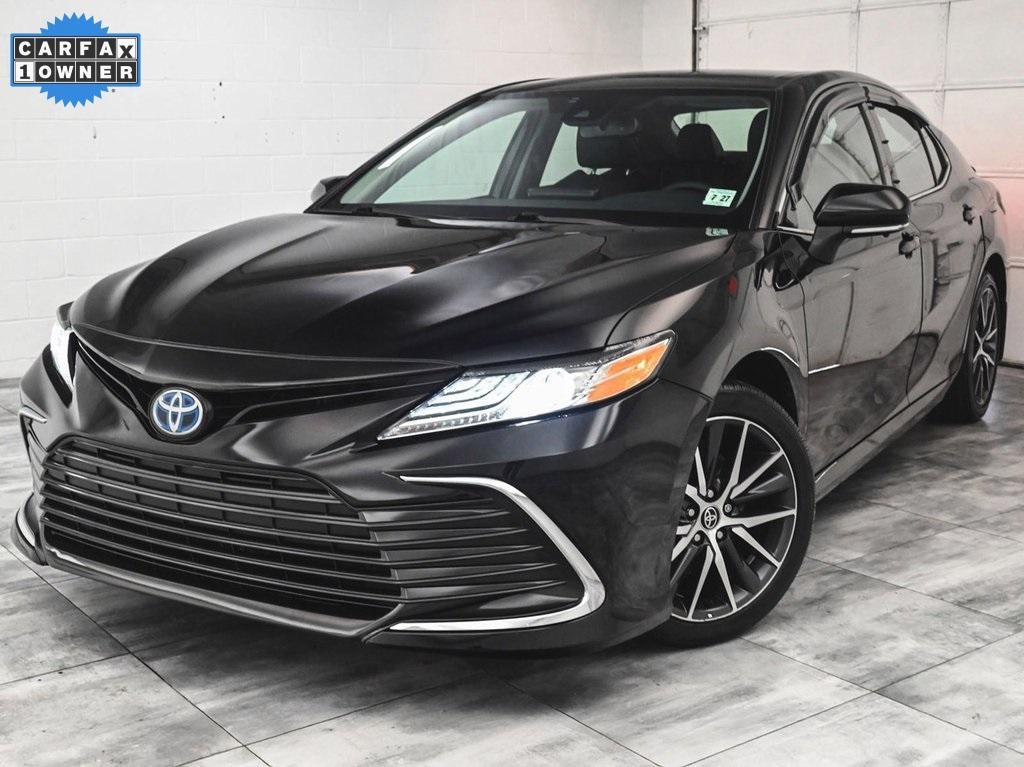 used 2022 Toyota Camry Hybrid car, priced at $17,995