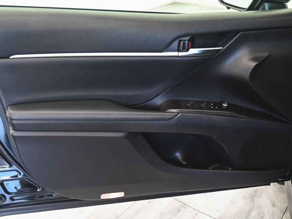 used 2022 Toyota Camry Hybrid car, priced at $17,995