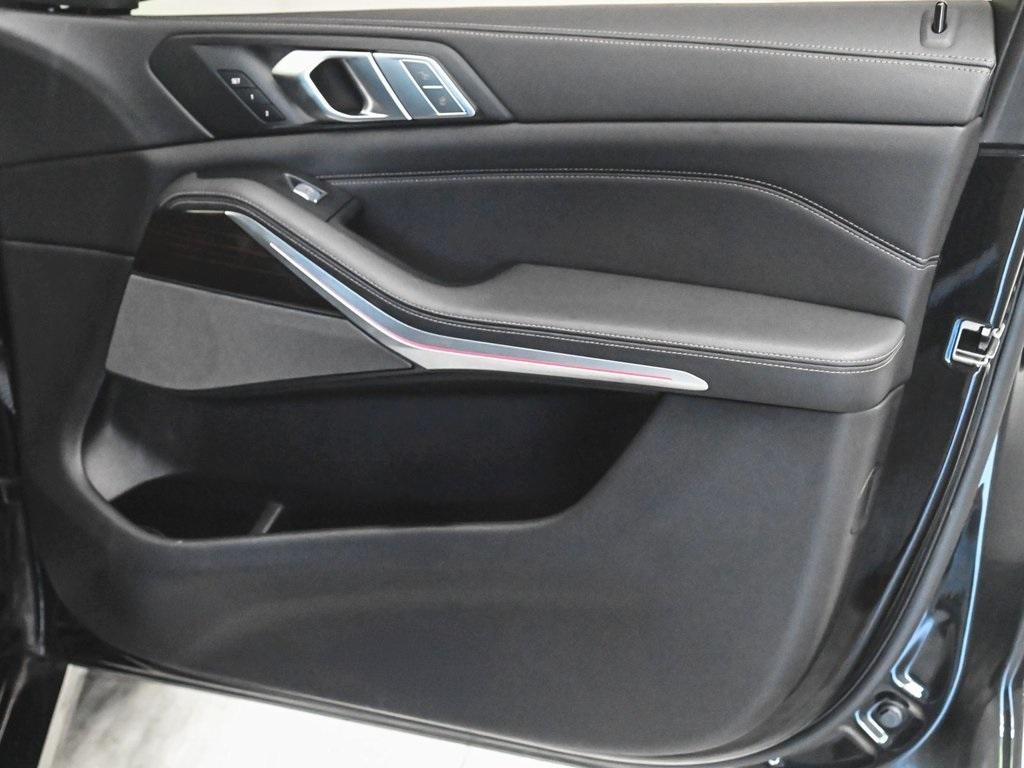 used 2021 BMW X7 car, priced at $35,595