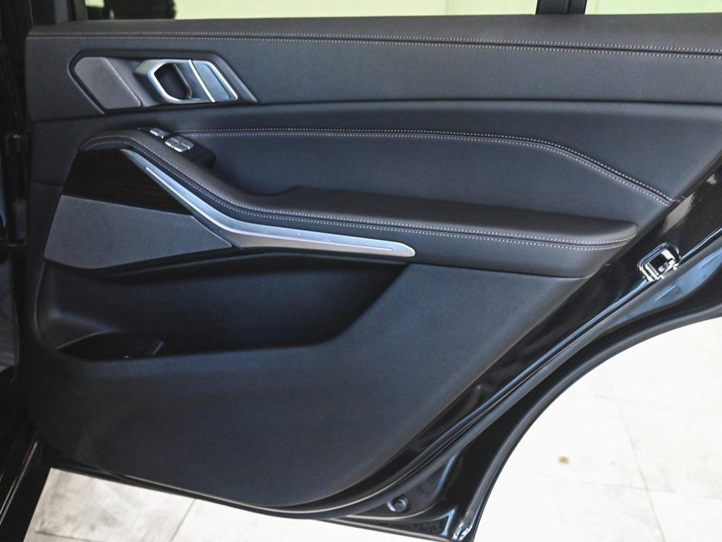 used 2021 BMW X7 car, priced at $35,595