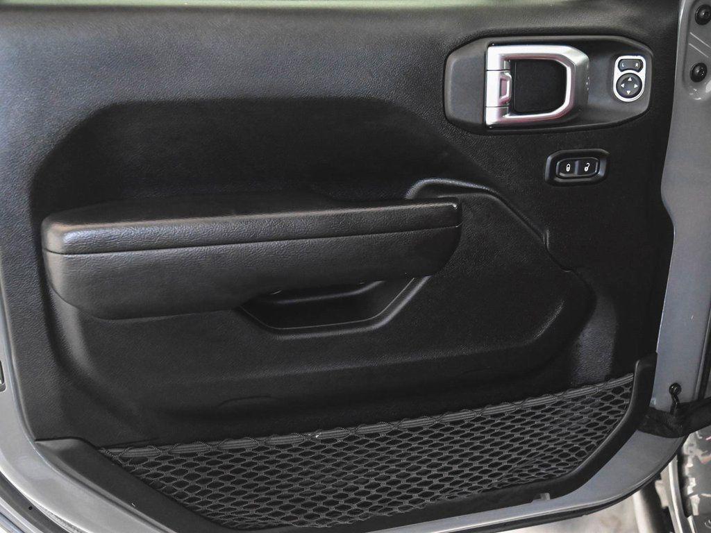 used 2022 Jeep Wrangler Unlimited car, priced at $36,290