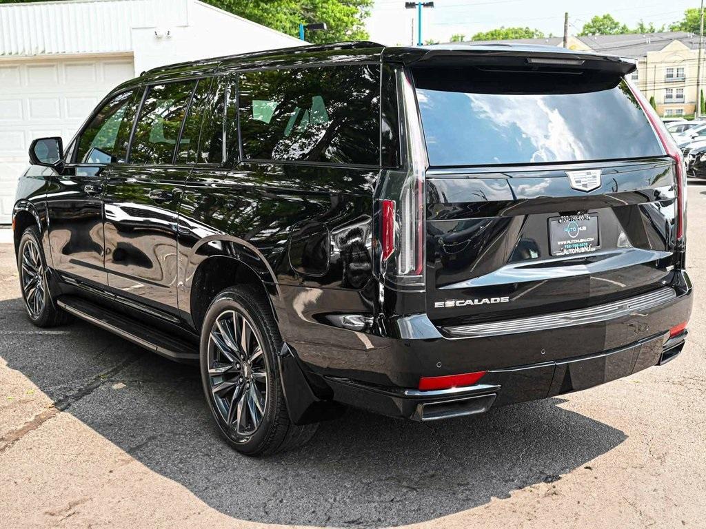 used 2021 Cadillac Escalade ESV car, priced at $66,590