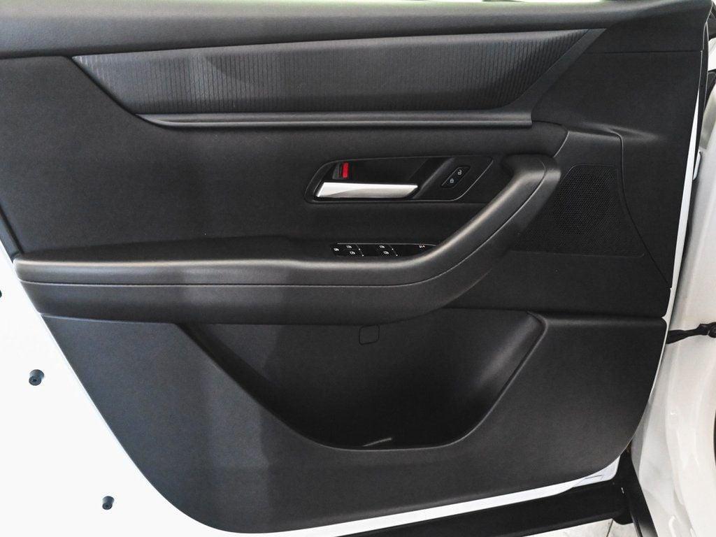 used 2024 Mazda CX-90 car, priced at $25,595