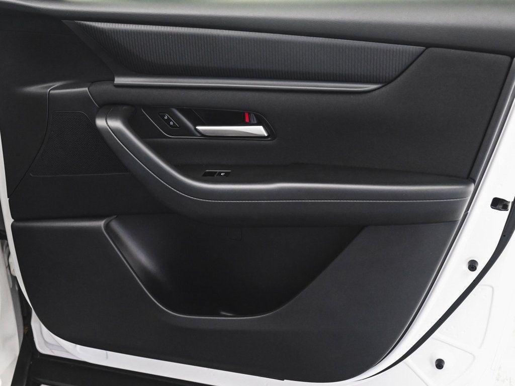 used 2024 Mazda CX-90 car, priced at $25,595