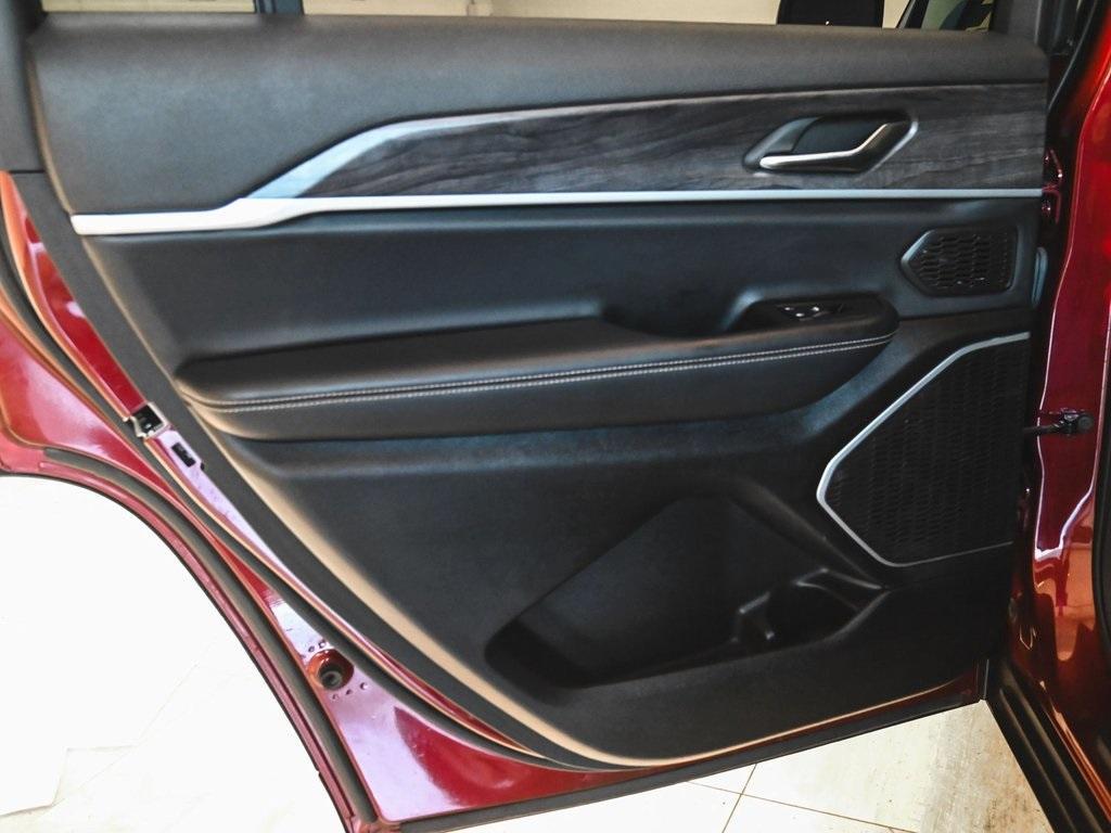 used 2022 Jeep Grand Cherokee L car, priced at $28,995