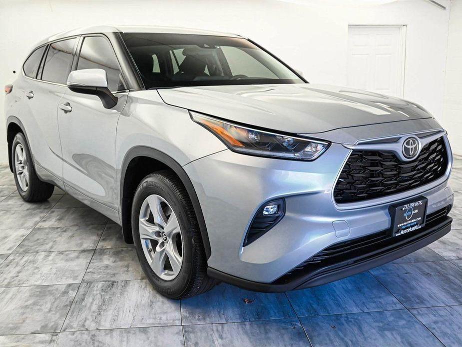 used 2021 Toyota Highlander car, priced at $27,190