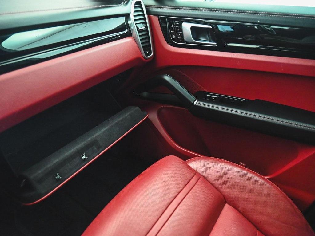used 2020 Porsche Cayenne car, priced at $40,995