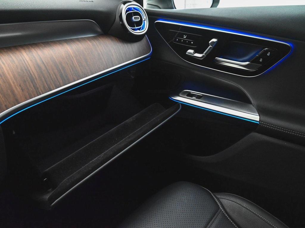 used 2025 Mercedes-Benz GLC 300 car, priced at $52,995