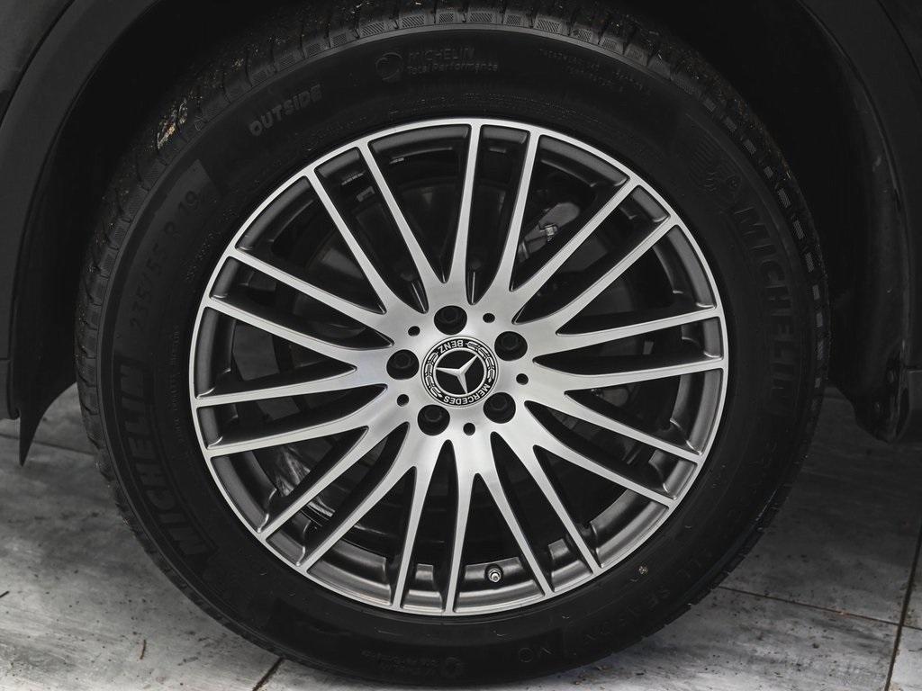 used 2025 Mercedes-Benz GLC 300 car, priced at $52,995