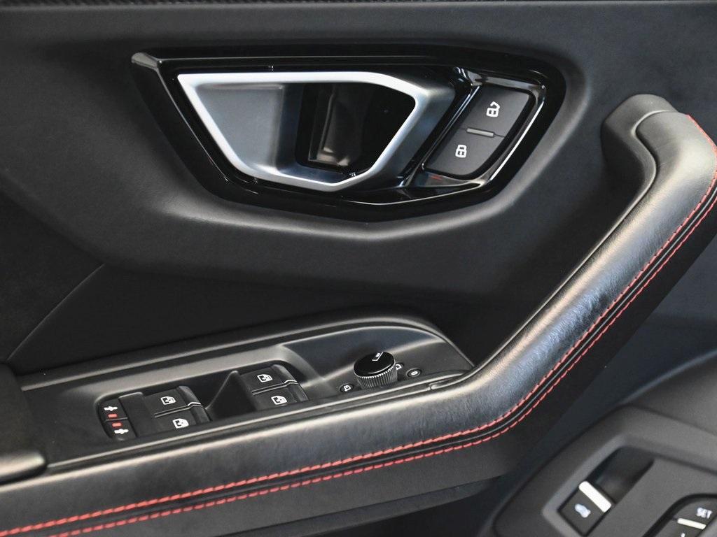 used 2020 Lamborghini Urus car, priced at $167,595